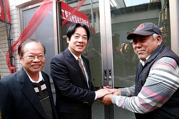 0227004震災就地重建.jpg