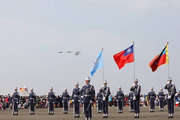 1019017空軍基地開放日.jpg