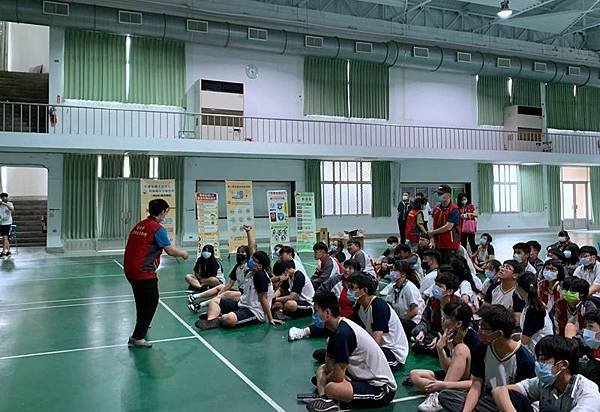 0524022地政扎根校園.jpg