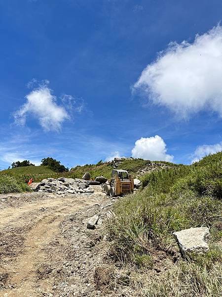 合歡山南峰。合歡山昆陽休息站。合歡山避暑。