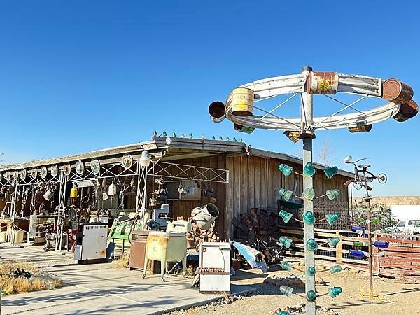 美國66號公路。瓶樹牧場(Bottle Tree Ranch