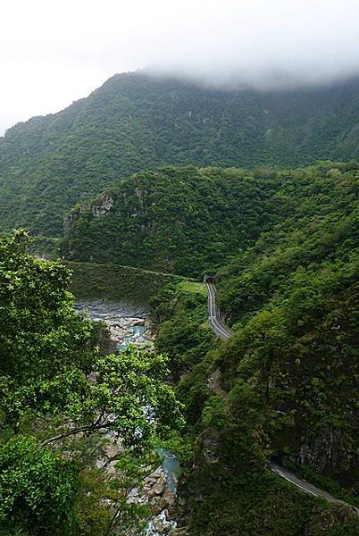 太魯閣布洛灣全新景點  山月吊橋  全臺灣跨深比最大吊橋