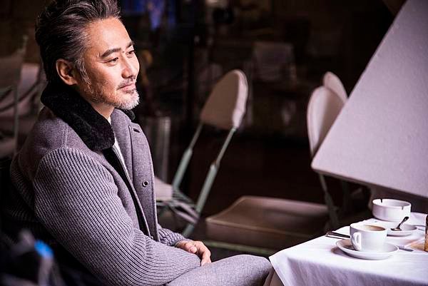 4.當代優雅紳士標竿吳秀波身著Ermenegildo Zegna Couture 2017秋冬系列流露優雅氣息