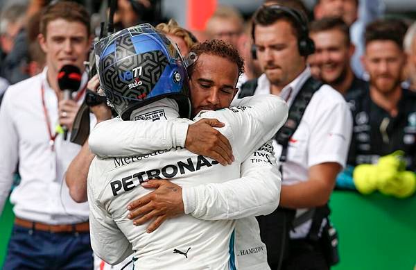 _Mercedes-AMG Petronas Motorsport表現傑出，Lewis Hamilton更是繼2012、2014、2015、2016與2017年後，連續5年於此賽道拿下冠軍.jpg