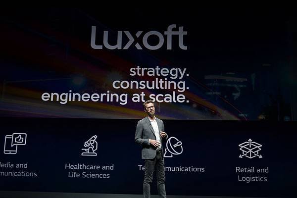 KEYNOTE LUXOFT 02.jpg