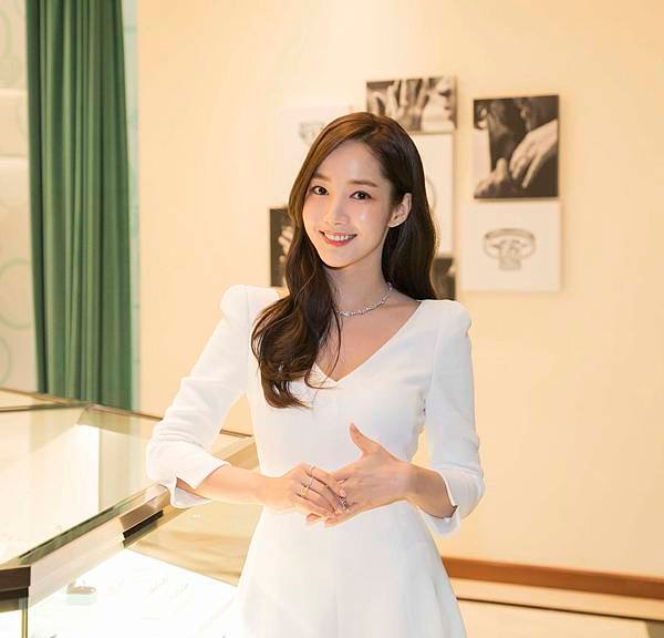 韓國人氣女星朴敏英出席Tiffany True訂情鑽戒新品發表會 (6).jpg