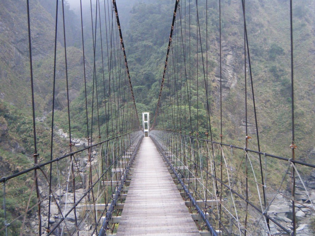 行豐吊橋
