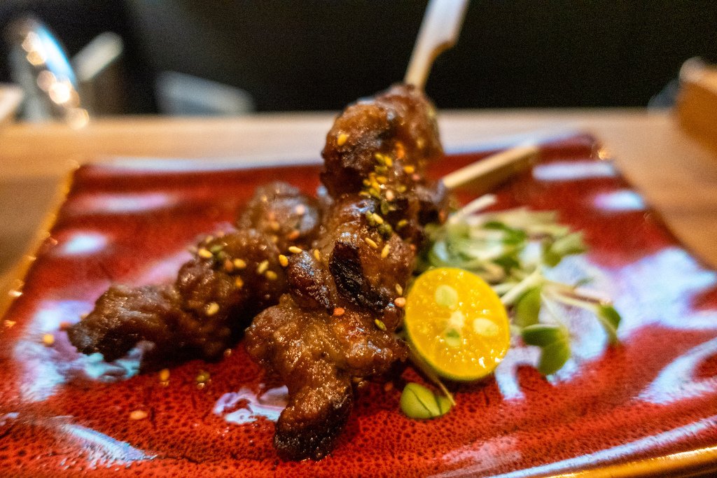 【美食】酒桃Sake Momo 隱身大安區巷弄的餐酒館，大安