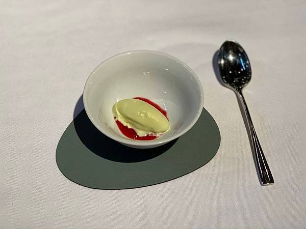 9536 (3750).jpg