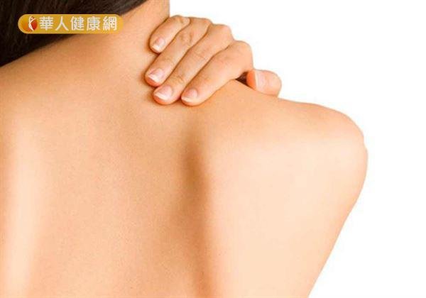 顳顎疼痛是咬合不正？恐姿勢不良釀禍！2