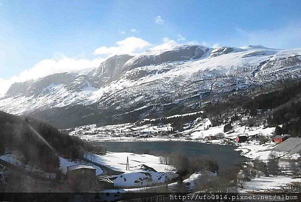 蓋羅(Geilo)--佛拉姆(Flam)沿途景色