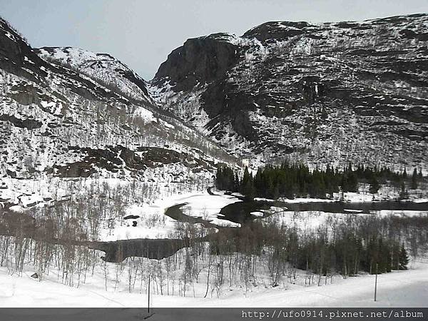 蓋羅(Geilo)--佛拉姆(Flam)沿途景色