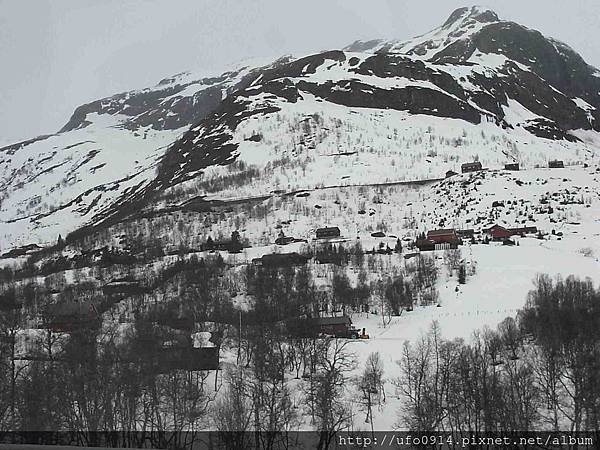 蓋羅(Geilo)--佛拉姆(Flam)沿途景色