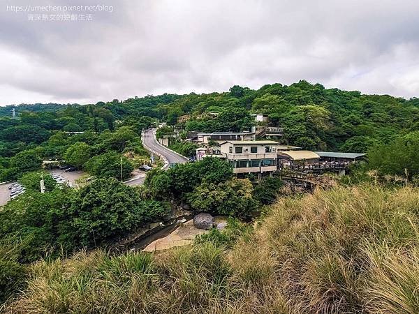 【台北北投】行義路紗帽谷溫泉區小健走：沿著水圳、輕鬆而行的磺