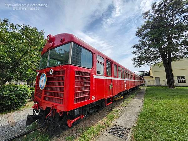 【嘉義市】阿里山森林鐵路車庫園區：鐵道迷必訪，月台、鐵道仍使