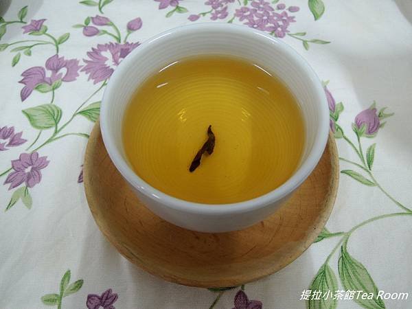 日出大地_東方美人茶 (6).jpg