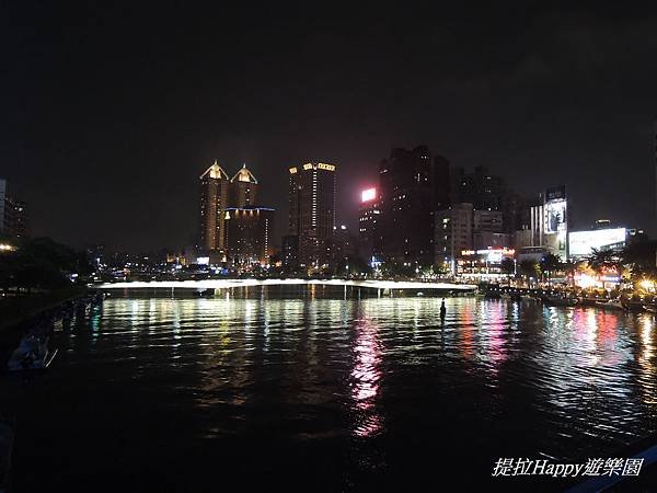 高雄真愛碼頭_夜景 (13).jpg