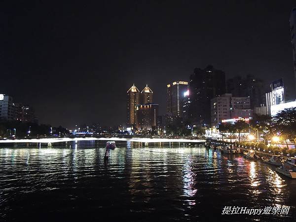 高雄真愛碼頭_夜景 (14).jpg