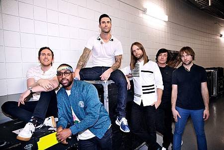 Maroon 5 魔力紅宣傳照2