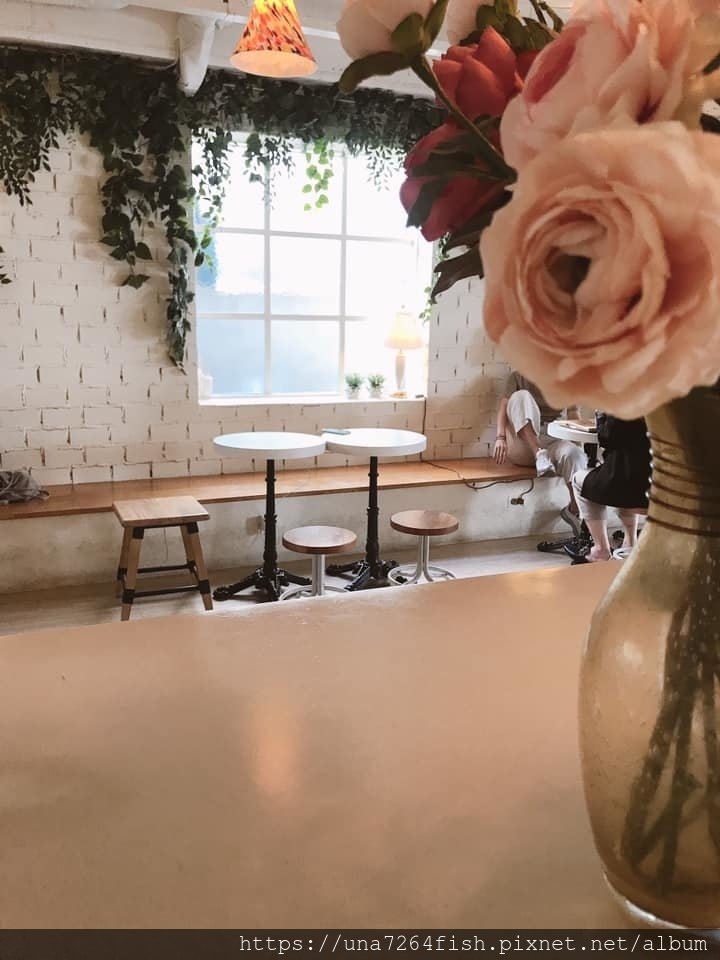 founyard bakery 17.jpg