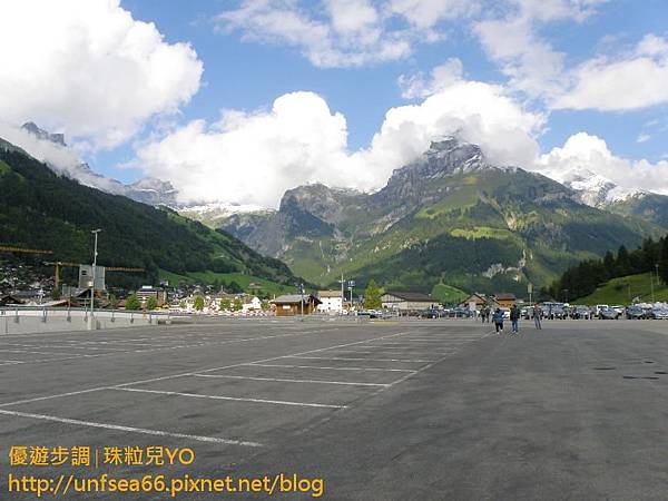 image225_YoYoTempo_瑞士TITLIS鐵力士山纜車賞雪趣.jpg