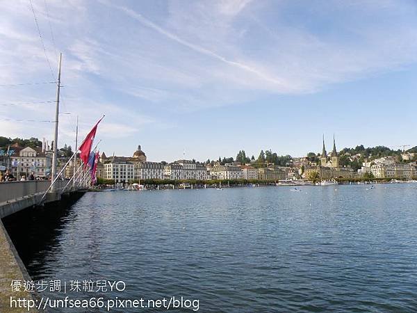 image009_YoYoTempo_【瑞士旅遊景點】瑞士琉森湖 (Lake Lucerne)之水岸景觀.jpg