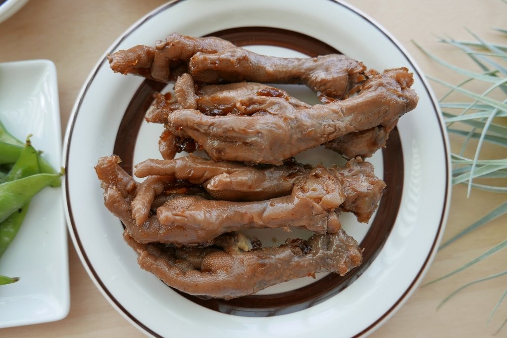 LULU食尚早午餐店 滷味，招牌鳳爪、蜜汁QQ蛋、蒜香毛豆、冰鎮滷豆干image001 (3).jpg