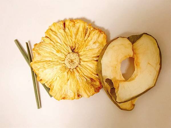 【網購】自製天然果乾茶！瘋迷日韓＆IG打卡 / 網紅正妹都愛的果乾水！–小草作 Grassphere 香草果乾水經典組合