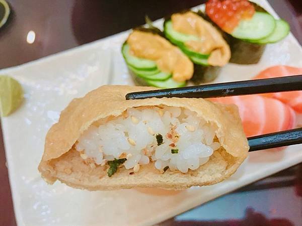 【高雄美食】高雄三民美食 / 澄清湖美食推薦。近高雄鳳山文山特區正港巷弄美食！CP值爆高新鮮日式料理。新鮮食材丼飯 / 生魚片 / 握壽司每樣都好吃到想哭－十三巷手作壽司