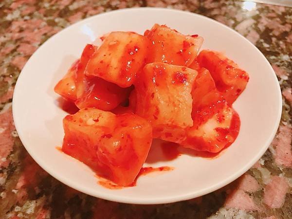 【高雄美食】高雄前金美食 / 捷運中央公園站美食。道地韓國料理。由韓國人經營的韓式料理老店。住巷子裡才知道的韓式烤肉！－金漢城韓式料理無煙燒肉（附完整菜單）