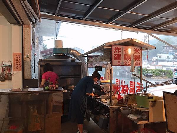 【南投美食】不起眼卻好吃平價的甕仔雞。有到九族文化村或日月潭遊玩順道來嚐嚐吧！－香記桶仔雞