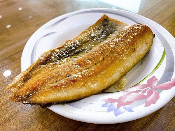 【嘉義美食】嘉義西區美食 / 嘉義市美食。嘉義好吃雞肉飯。態度親切 CP 值高（附完整菜單） － 嘉義東門雞肉飯（新民店）.jpg