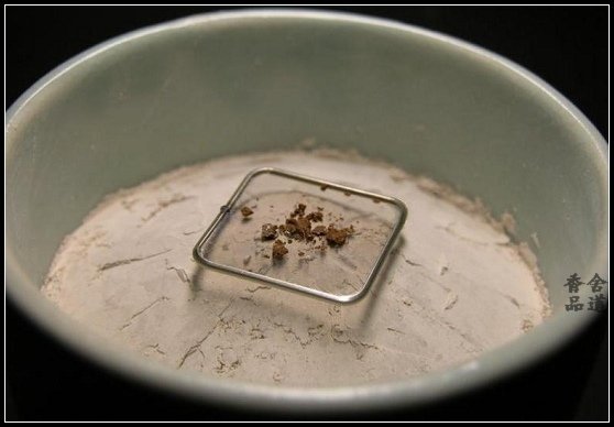 用银片熏香材