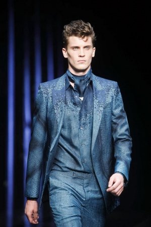 2012-06-24-20-26-03-roberto-cavalli-5009