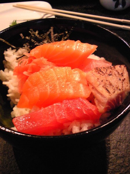 漁潼小舖-生魚片丼