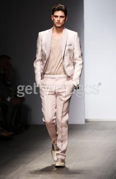 Salvatore Ferragamo-sean.jpg