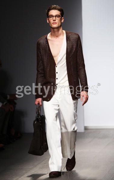 Salvatore Ferragamo-james.jpg