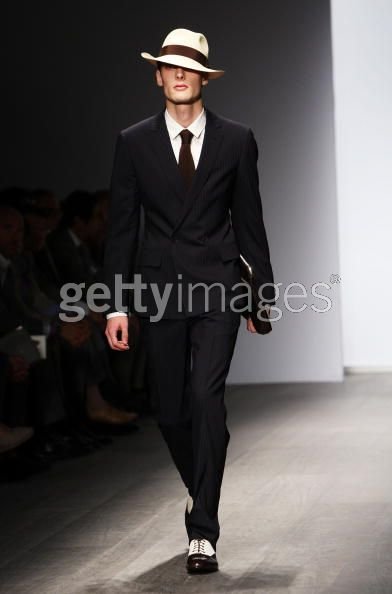 Salvatore Ferragamo-james2.jpg