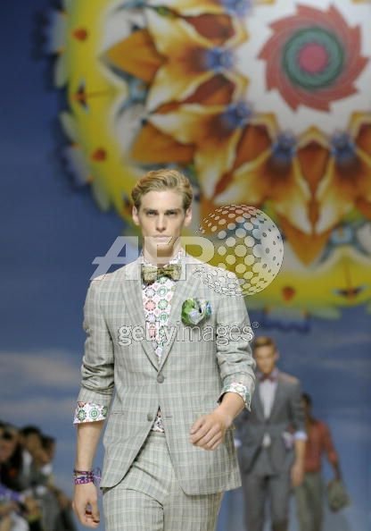 Etro-jeremy.jpg