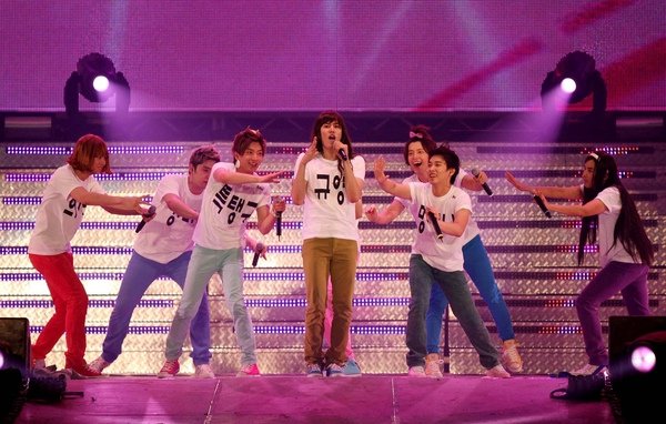 20090718 Super Junior 在二巡演唱會上跳的GEE