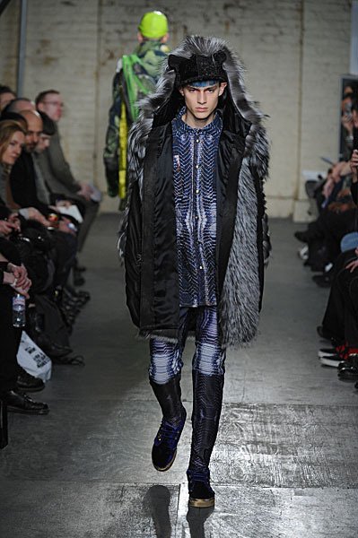 catwalking-Katie Eary FW10-douglas1.jpg