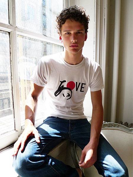 Simon Nessman for Japan relif tee by Richard Tsai