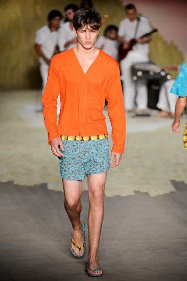 Chico in Fashion Rio Summer 2011