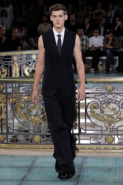 SIMO_MW_SS11_0038-Christian Plauche.jpg