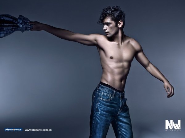 Sean Opry for MJeans 04.jpg
