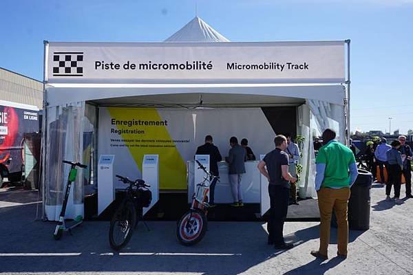 061019%20mobility%20track.jpg