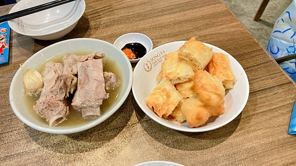 松發肉骨茶.jpg