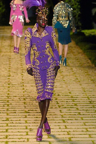 Alek Wek (4)