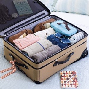 suitcase-organizing-0807-fb-300x300