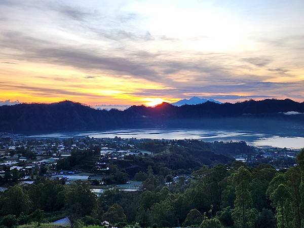 巴杜爾火山日出4